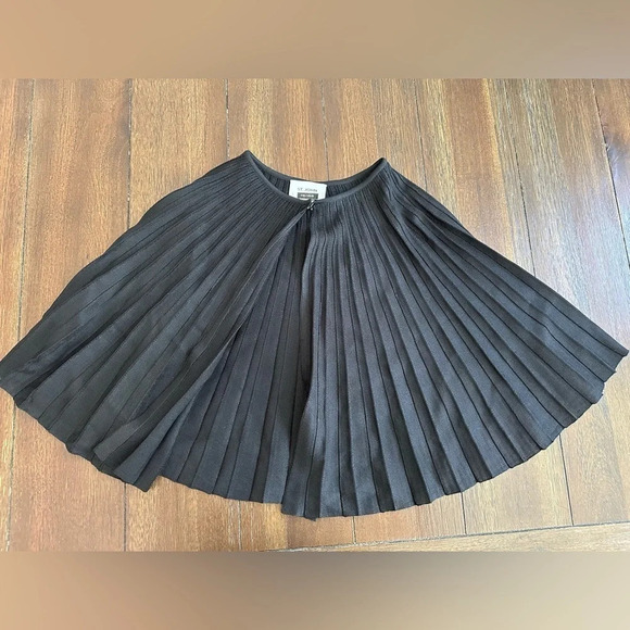 St. John sweater cape - Picture 6 of 11